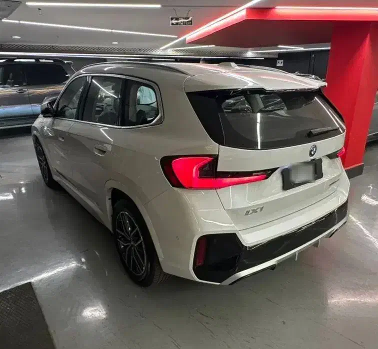 BMW iX1 2025 فول کامل ام پکیج|خودرو سواری و وانت|تهران, جردن|دیوار
