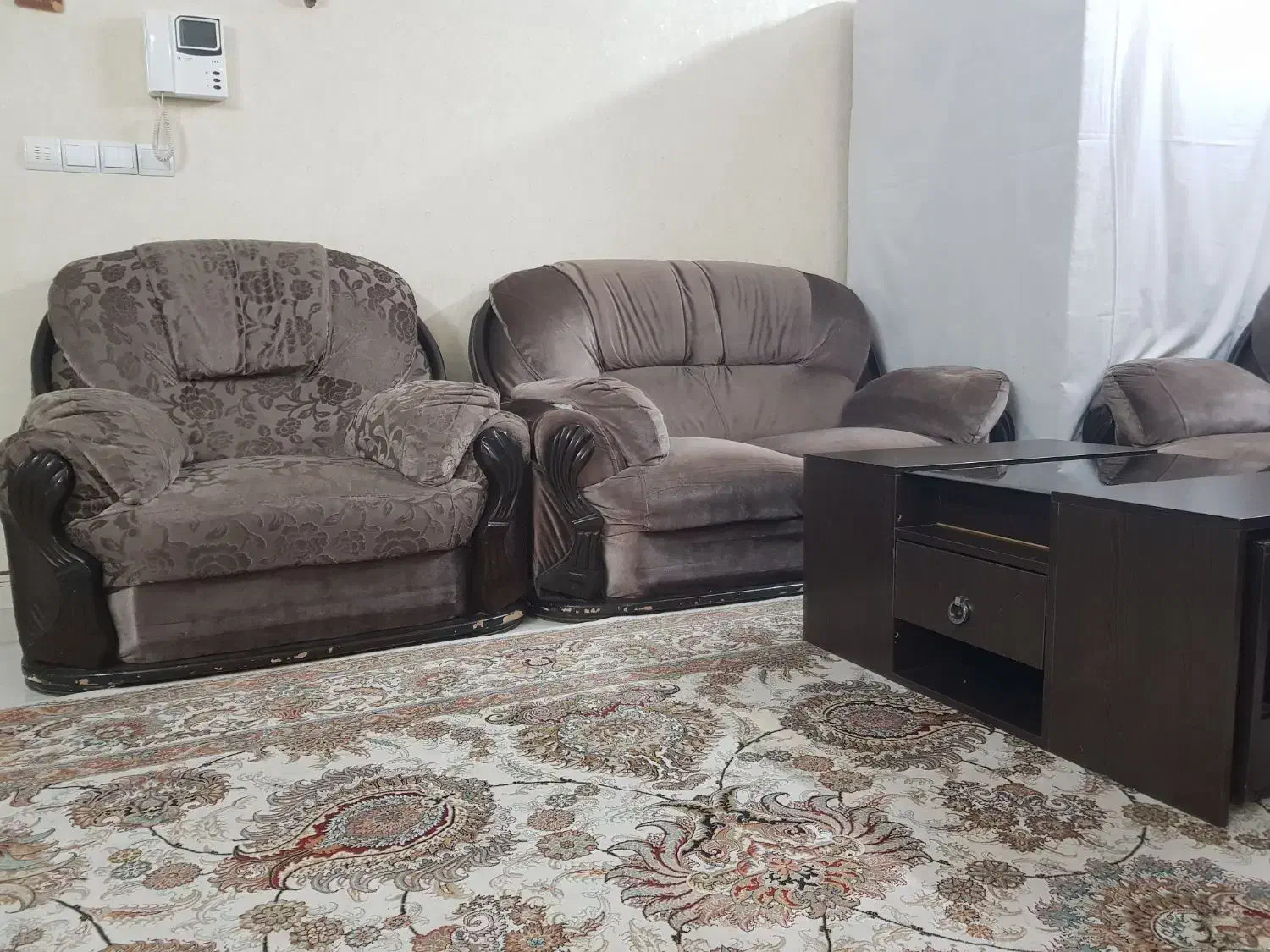 مبل راحتی ۷نفره با میز و عسلی|مبلمان خانگی و میز عسلی|تهران, تختی|دیوار