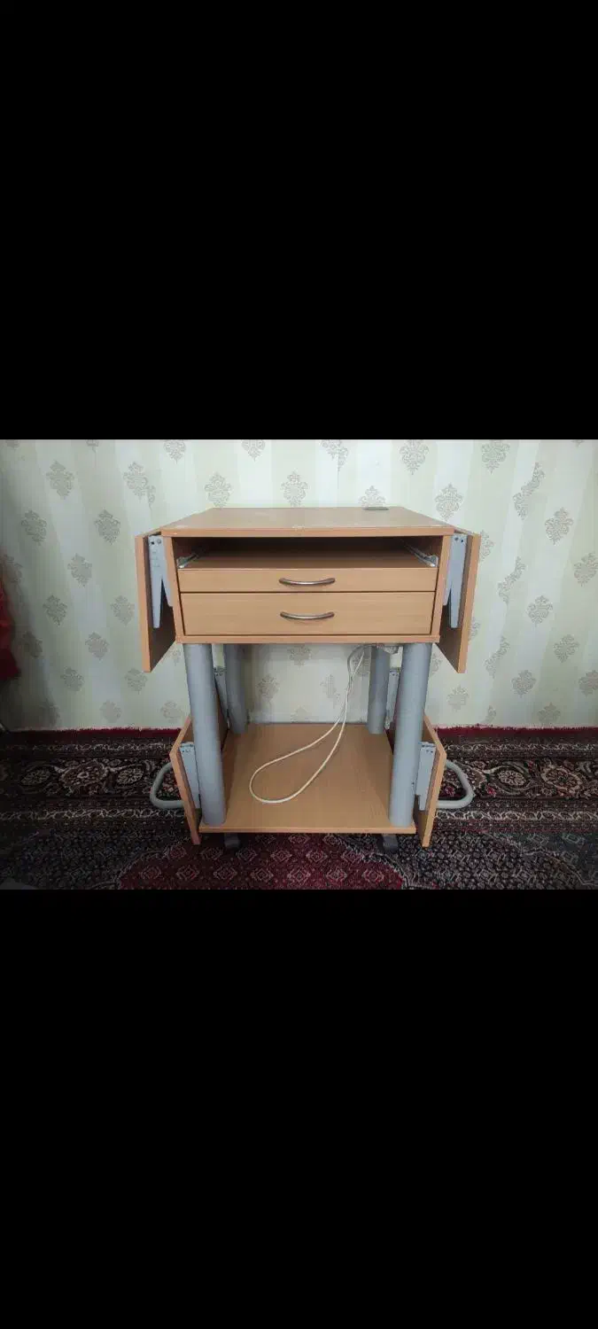 میز کامپیوتر با قیمت عالی|میز تحریر و کامپیوتر|زنجان, |دیوار