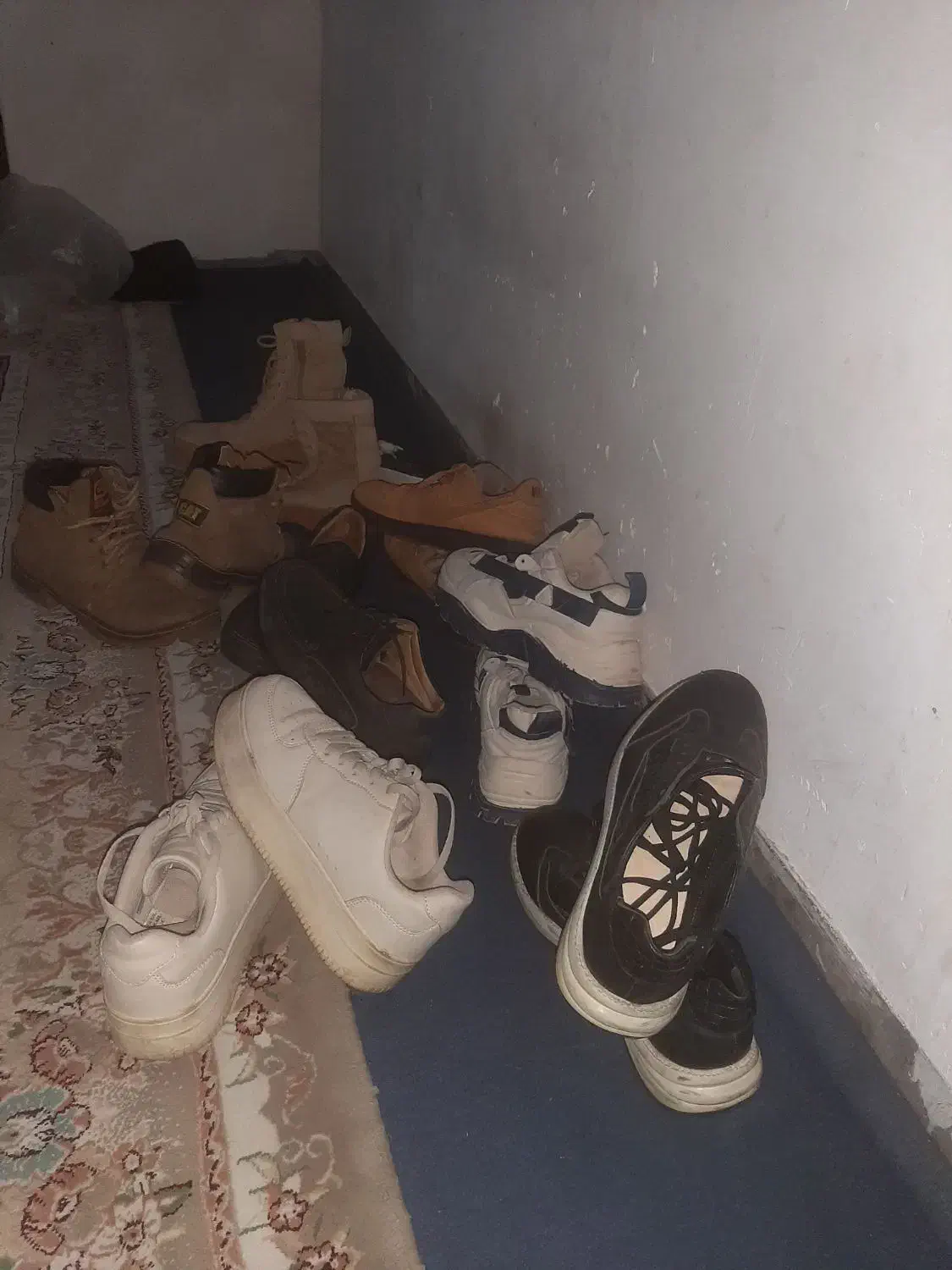 پوتین وکتونی|کیف، کفش، کمربند|قیامدشت - خاورشهر, |دیوار