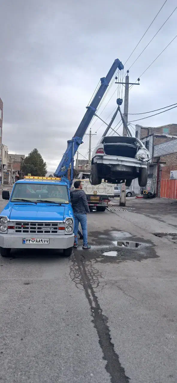 جرثقیل و امداد خودرو (یدک کش)|خدمات حمل و نقل|خوی, |دیوار