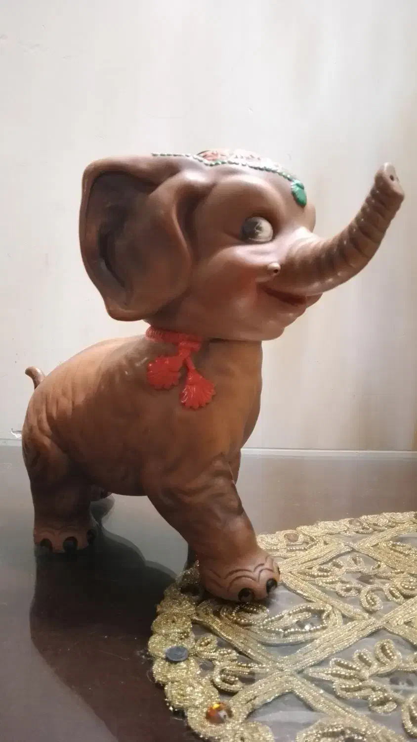 اسباب  بازی قدیمی عروسک فیل سوت سوتکی|اسباب‌‌بازی|تهران, درب دوم|دیوار