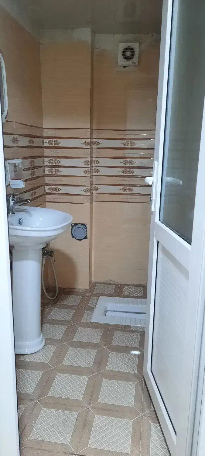 اجاره تجاری خیابان بهشتی طبقه اول|اجارهٔ دفتر کار، اتاق اداری، مطب|زرند, |دیوار