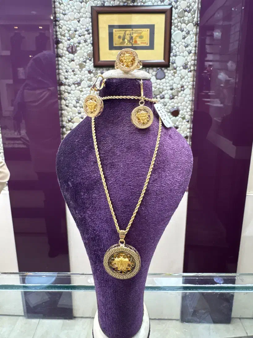 نیم ست طلا کاملترین مدلهای نیم ست|جواهرات|کاشان, درب زنجیر|دیوار