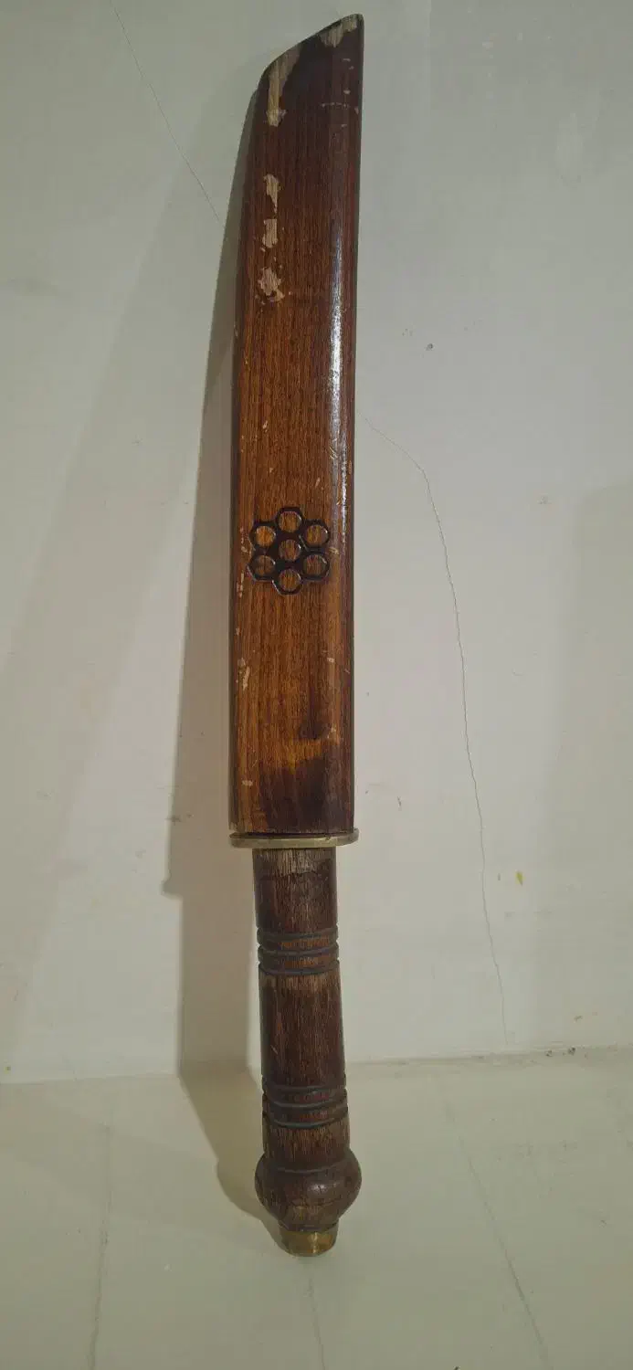 چاقوی اصل زنجان قدیمی|کلکسیون اشیاء عتیقه|نمین, |دیوار