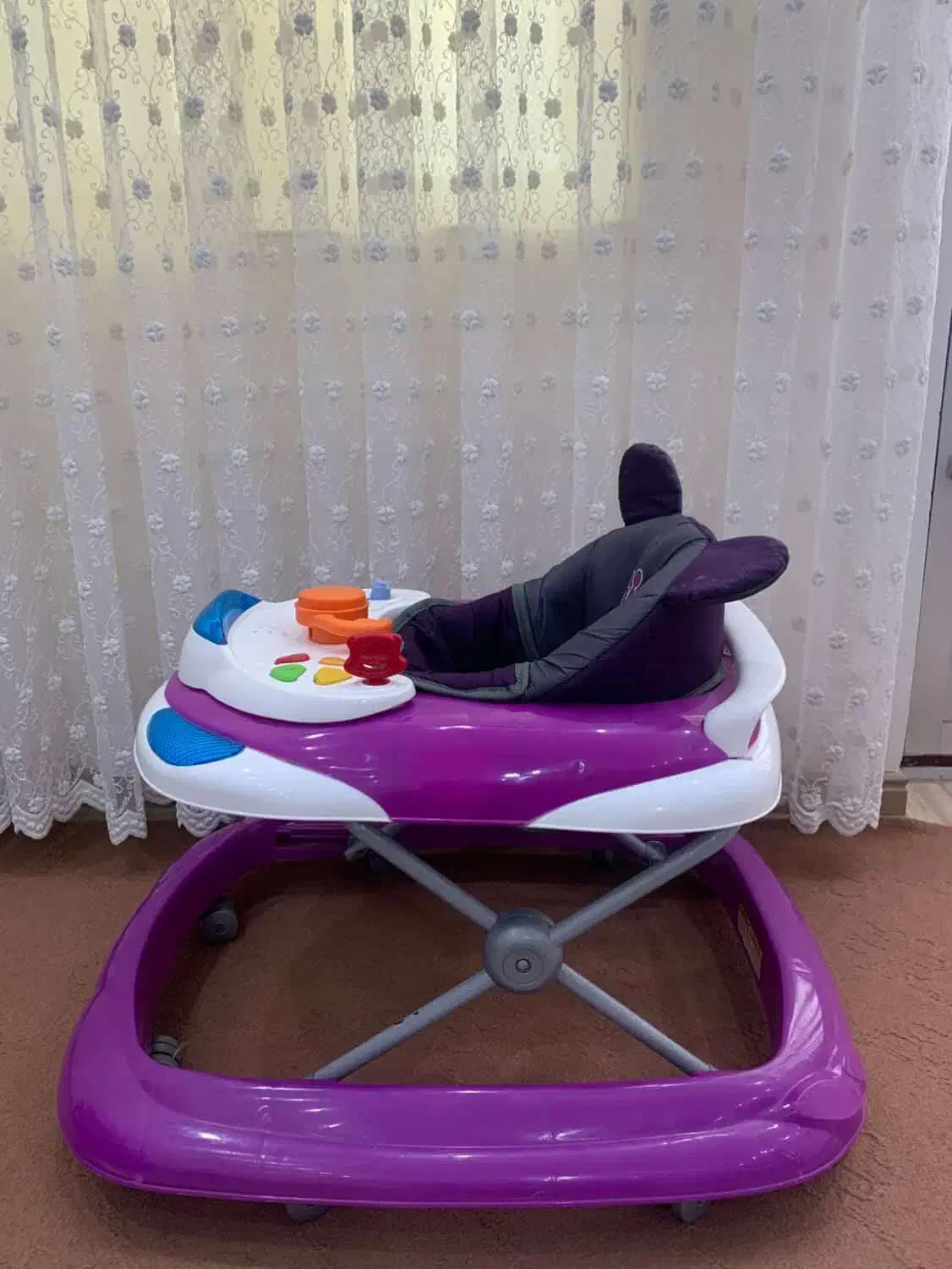 رولک|کالسکه و لوازم جانبی|گنبد کاووس, |دیوار