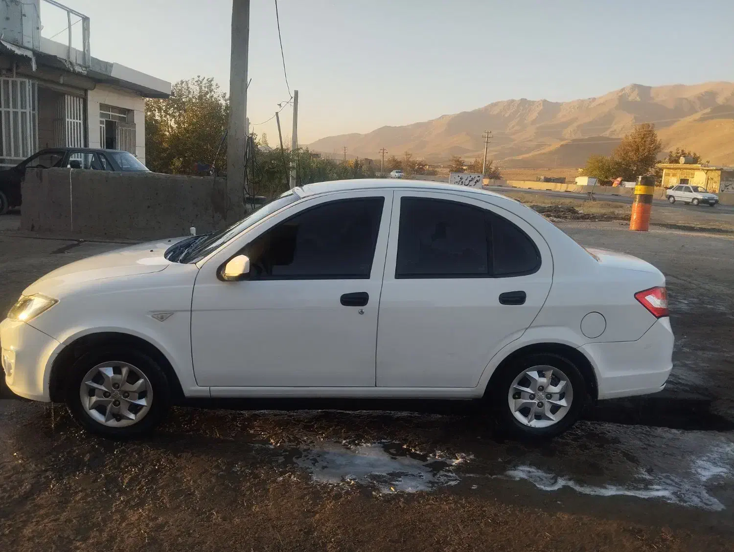 ساینا ۹۹|خودرو سواری و وانت|خزل, |دیوار