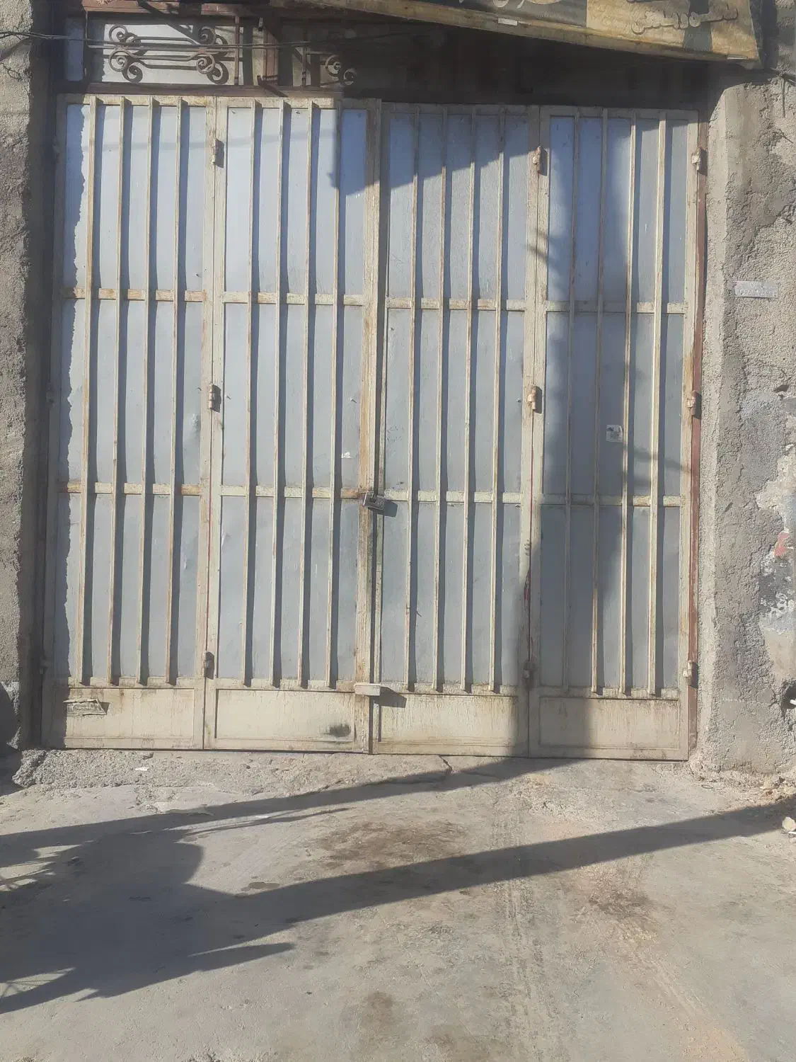 درب اهنی|مصالح و تجهیزات ساختمان|فولادشهر, A1|دیوار