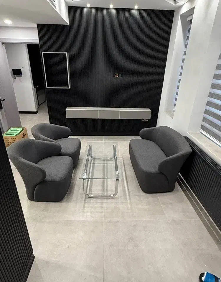 فروش میز و صندلی پک کامل اداری استفاده نشده|مبلمان اداری|تهران, شهرک هما|دیوار