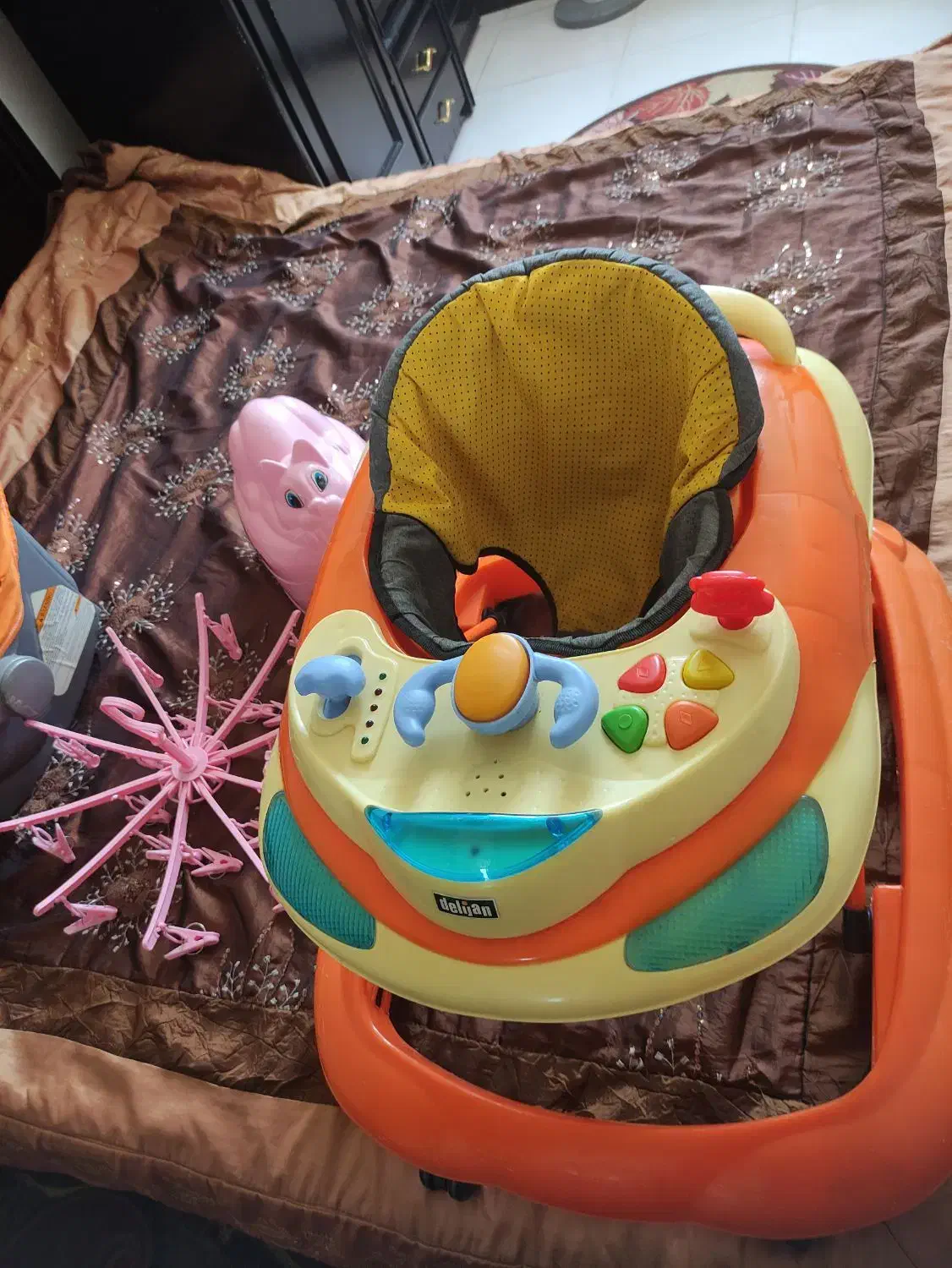 روروئک کریر قصری رخت اویز|کالسکه و لوازم جانبی|برخوار, |دیوار