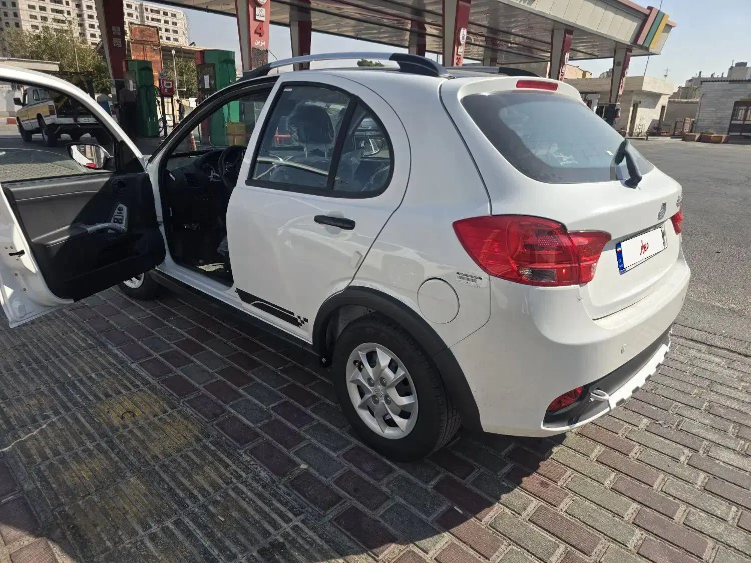 کوییک gxrسفید مشکی صفر خُشک ۴۰۴|خودرو سواری و وانت|شیراز, کاراندیش|دیوار