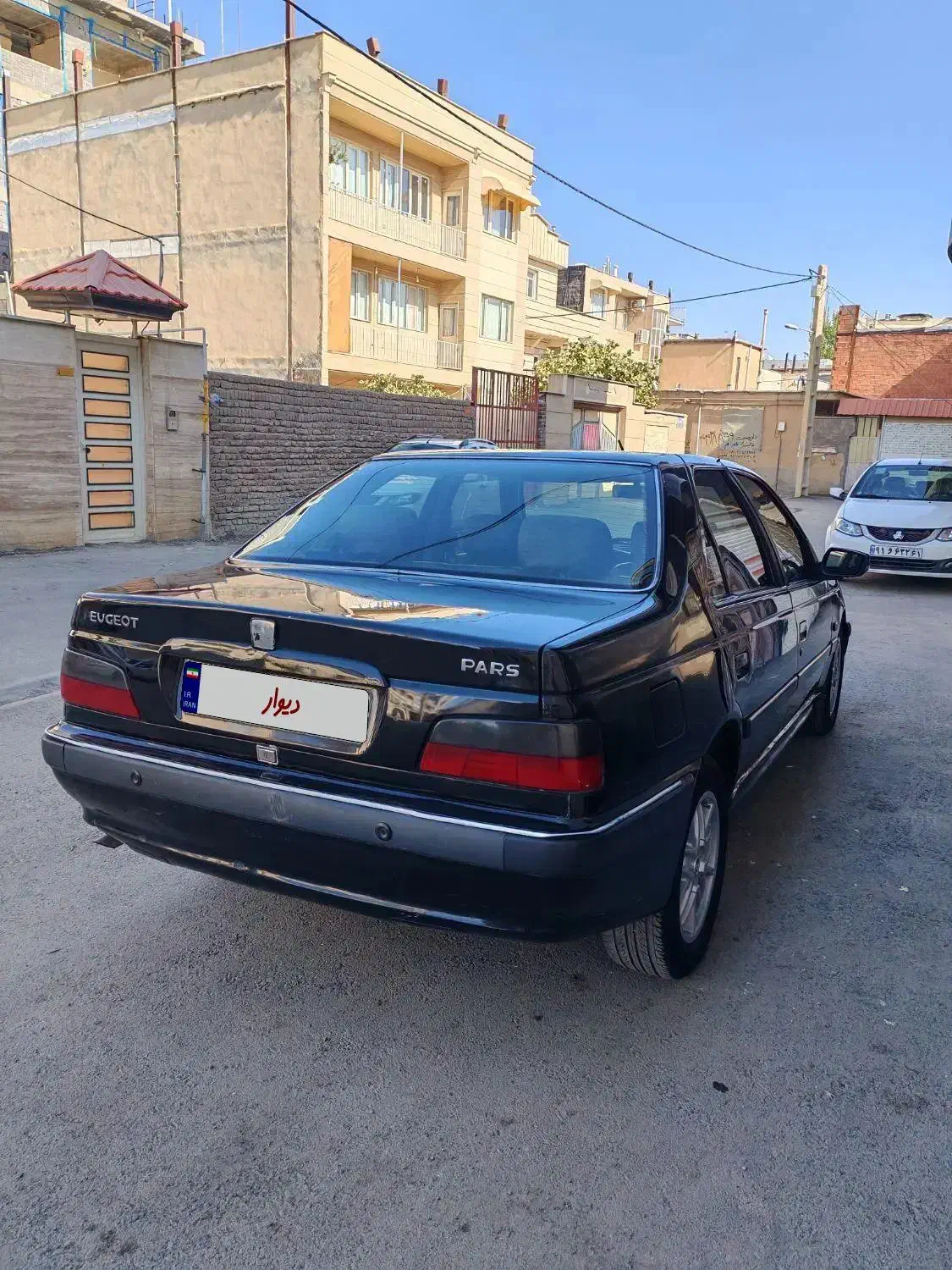 پژو پارس مدل 82|خودرو سواری و وانت|مریوان, |دیوار