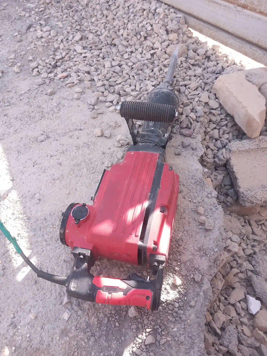 تخریب کاری ساختمان|خدمات پیشه و مهارت|دره شهر, |دیوار