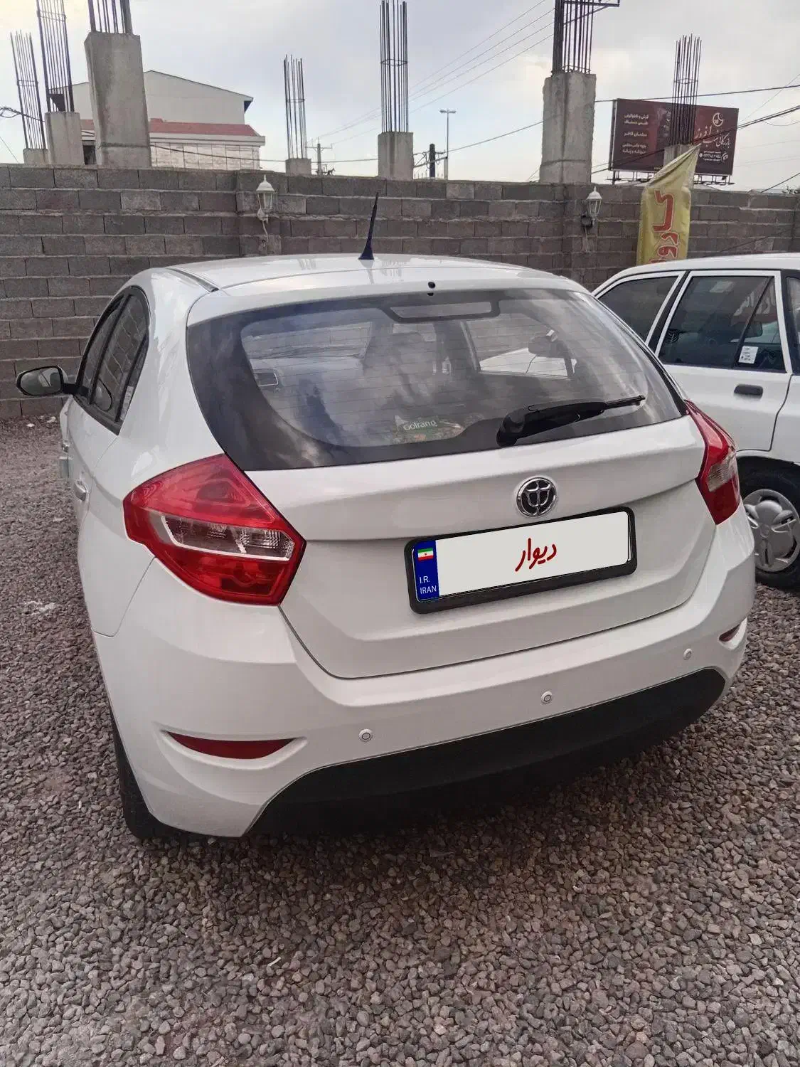 برلیانس۳۲۰|خودرو سواری و وانت|رودسر, |دیوار