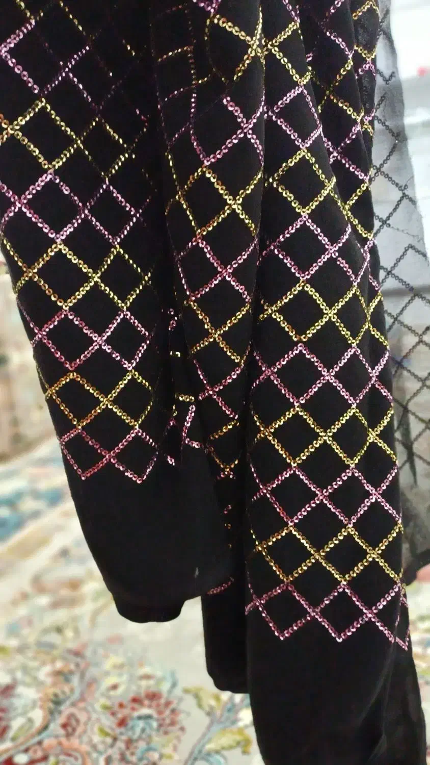 پارچه|لباس|سقز, |دیوار