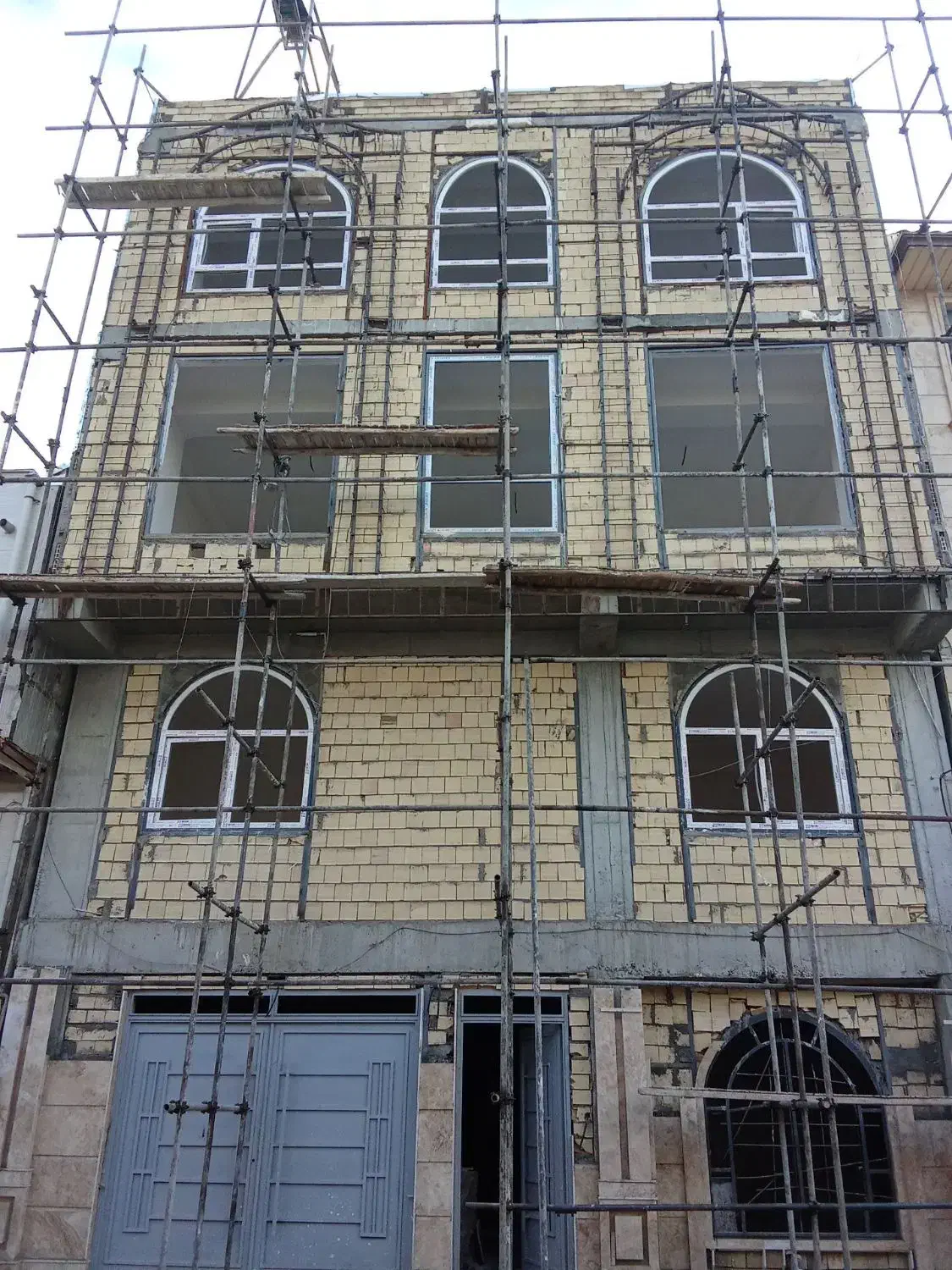 جوشکاری سیار با مهارت بالا|خدمات پیشه و مهارت|الشتر, |دیوار