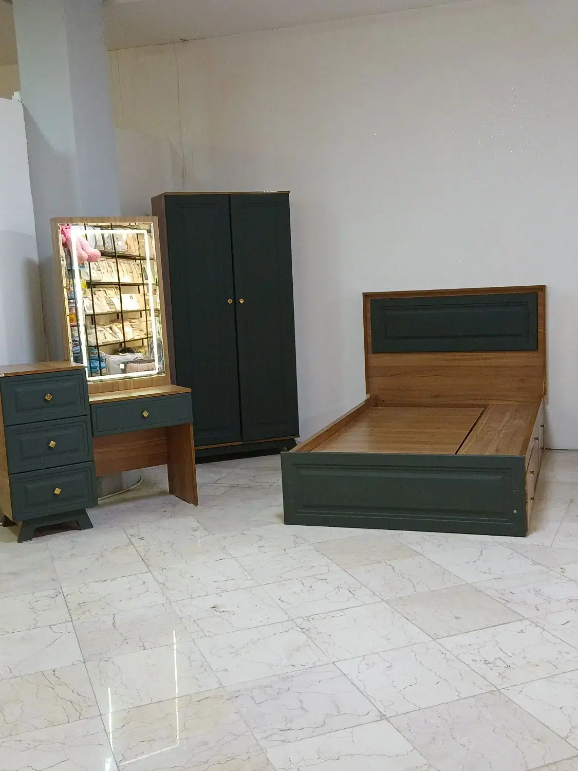 سرویس چوب|تخت و سرویس خواب|کرمانشاه, |دیوار
