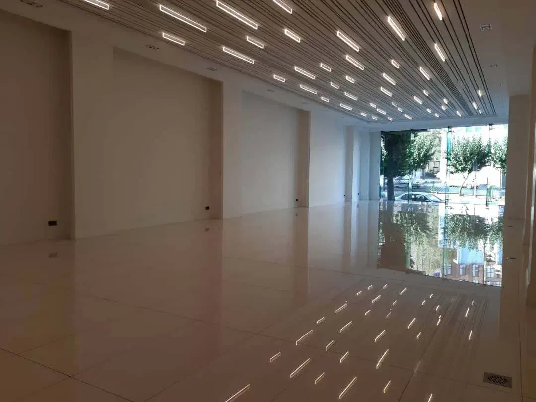 160 متر مغازه اندرزگو با ارتفاع 6 متر|اجارهٔ مغازه و غرفه|تهران, قیطریه|دیوار