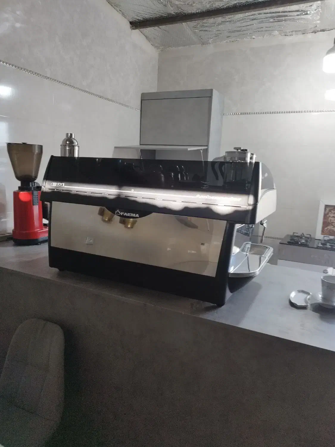 تمام وسایل کافه قهوه ساز سنعتی|کافیشاپ و رستوران|محمدشهر, جعفرآباد|دیوار