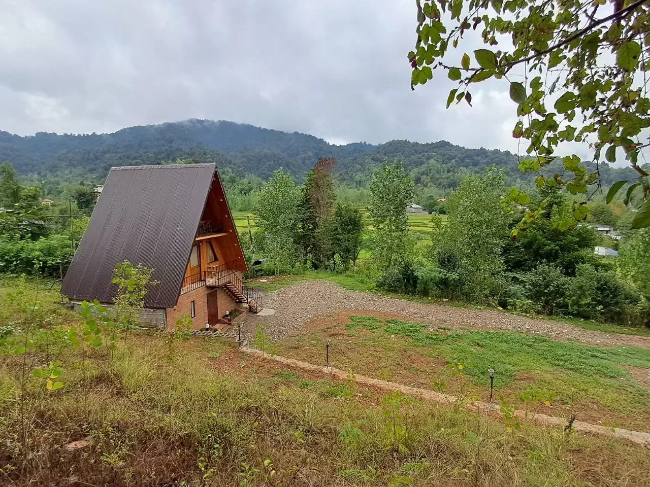 ویلا سوئیسی ماسوله|اجارهٔ کوتاهمدت ویلا و باغ|فومن, |دیوار