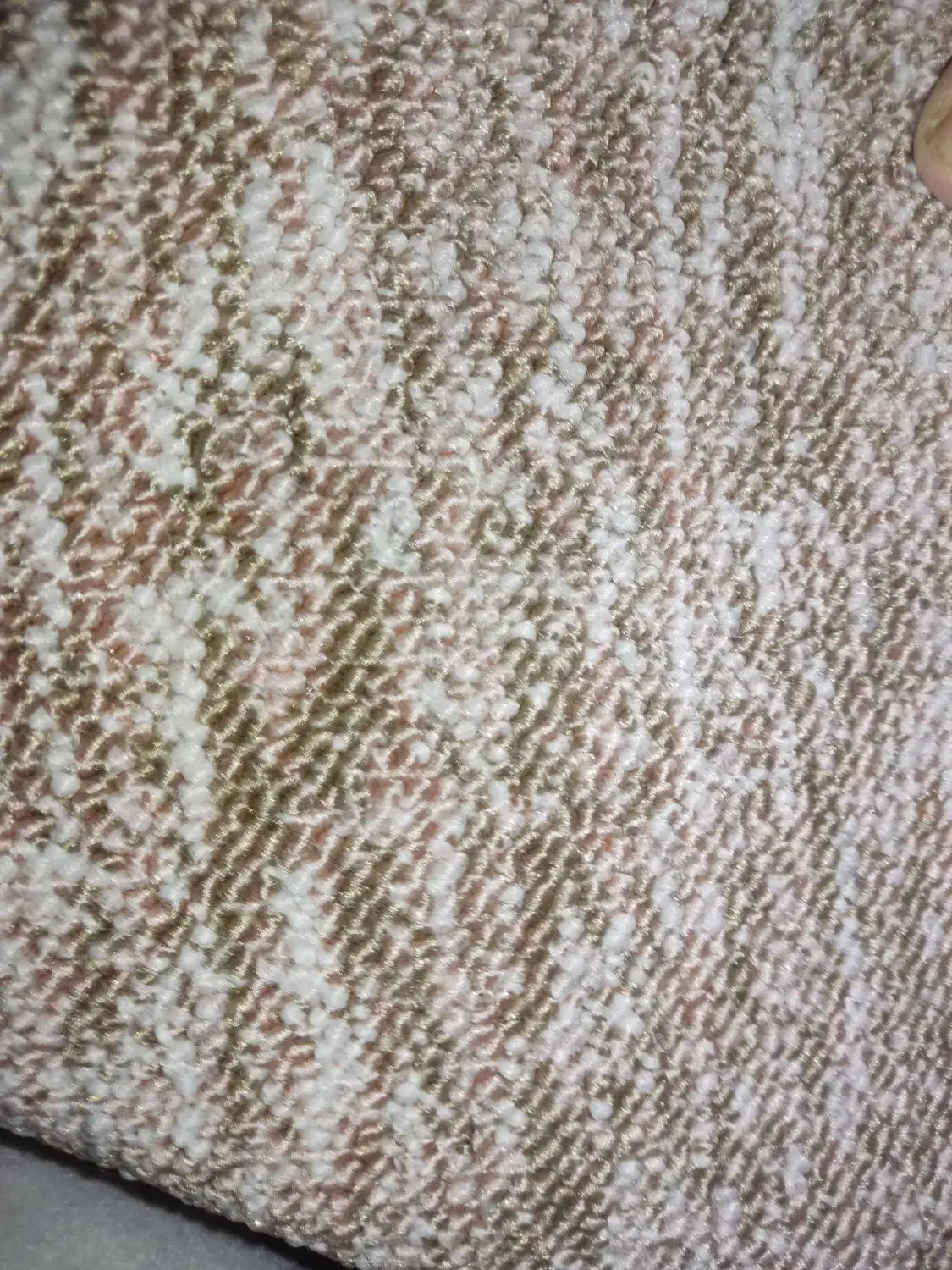 ۱۲ متر موکت پالاز مدل شبنم نو استفاده نشده|موکت|یزد, |دیوار