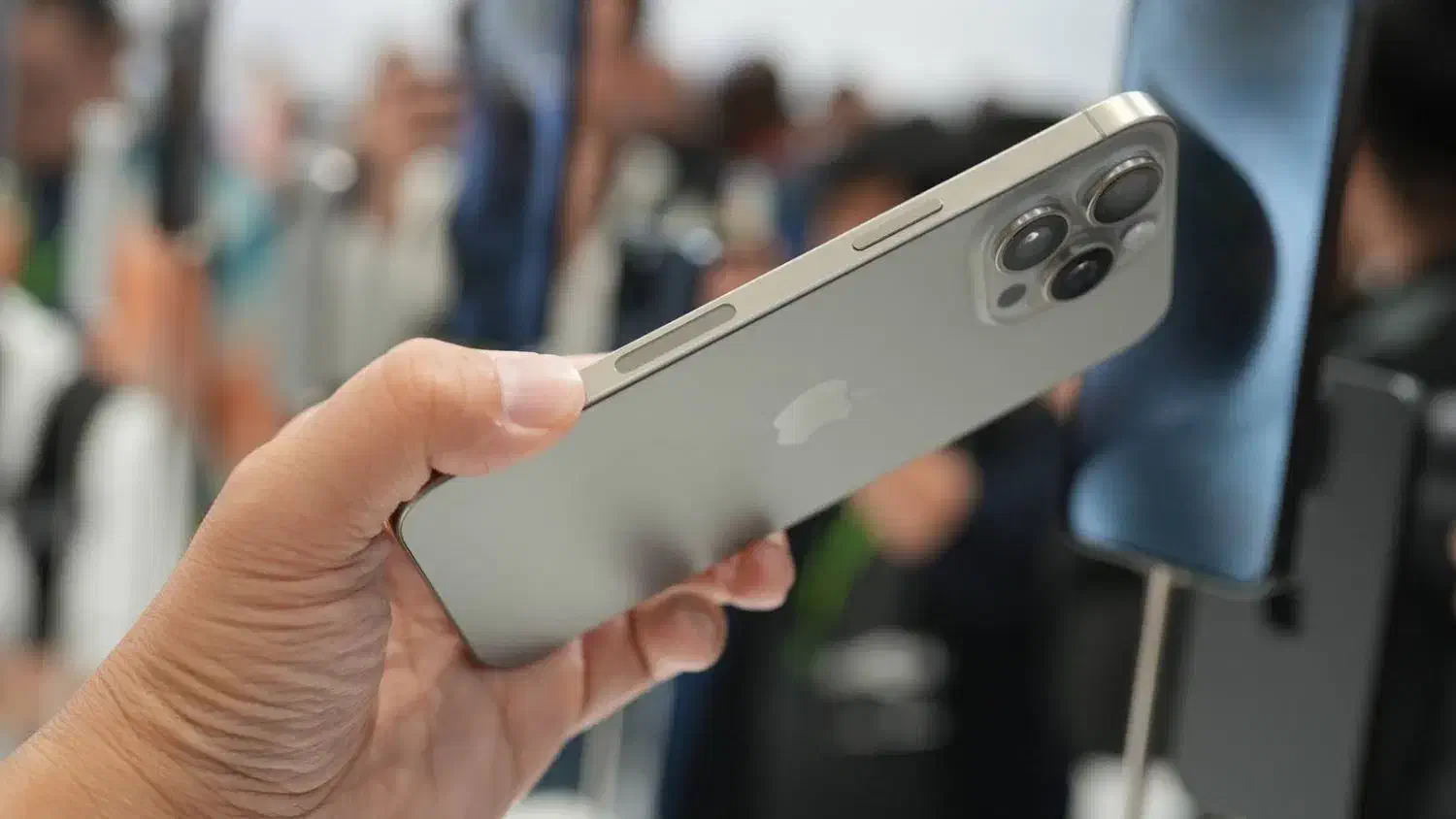 آیفون ۱۵ پرومکس .۲۵۶گیگ za|موبایل|زابل, |دیوار