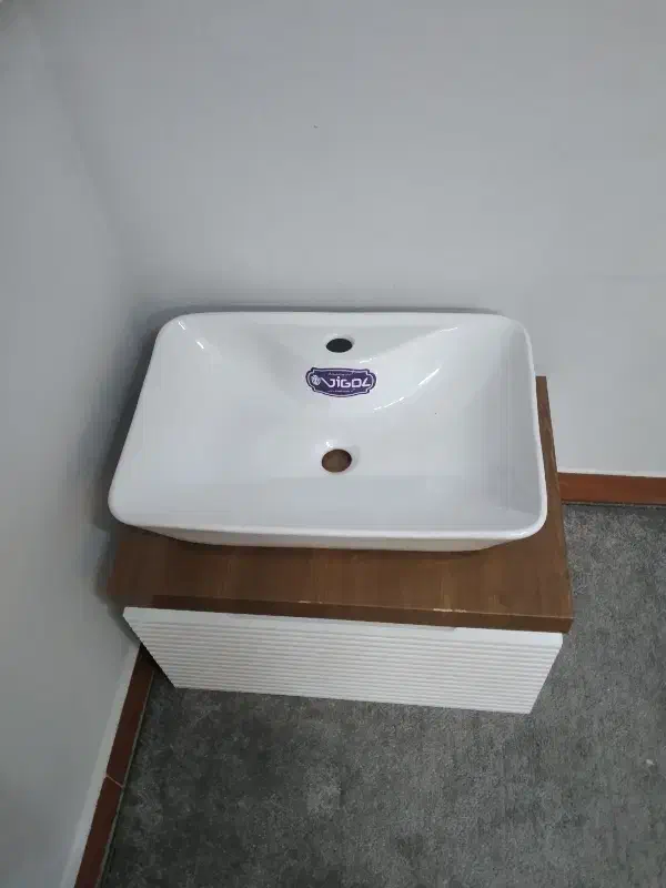 روشویی نو|لوازم سرویس بهداشتی|بابل, |دیوار