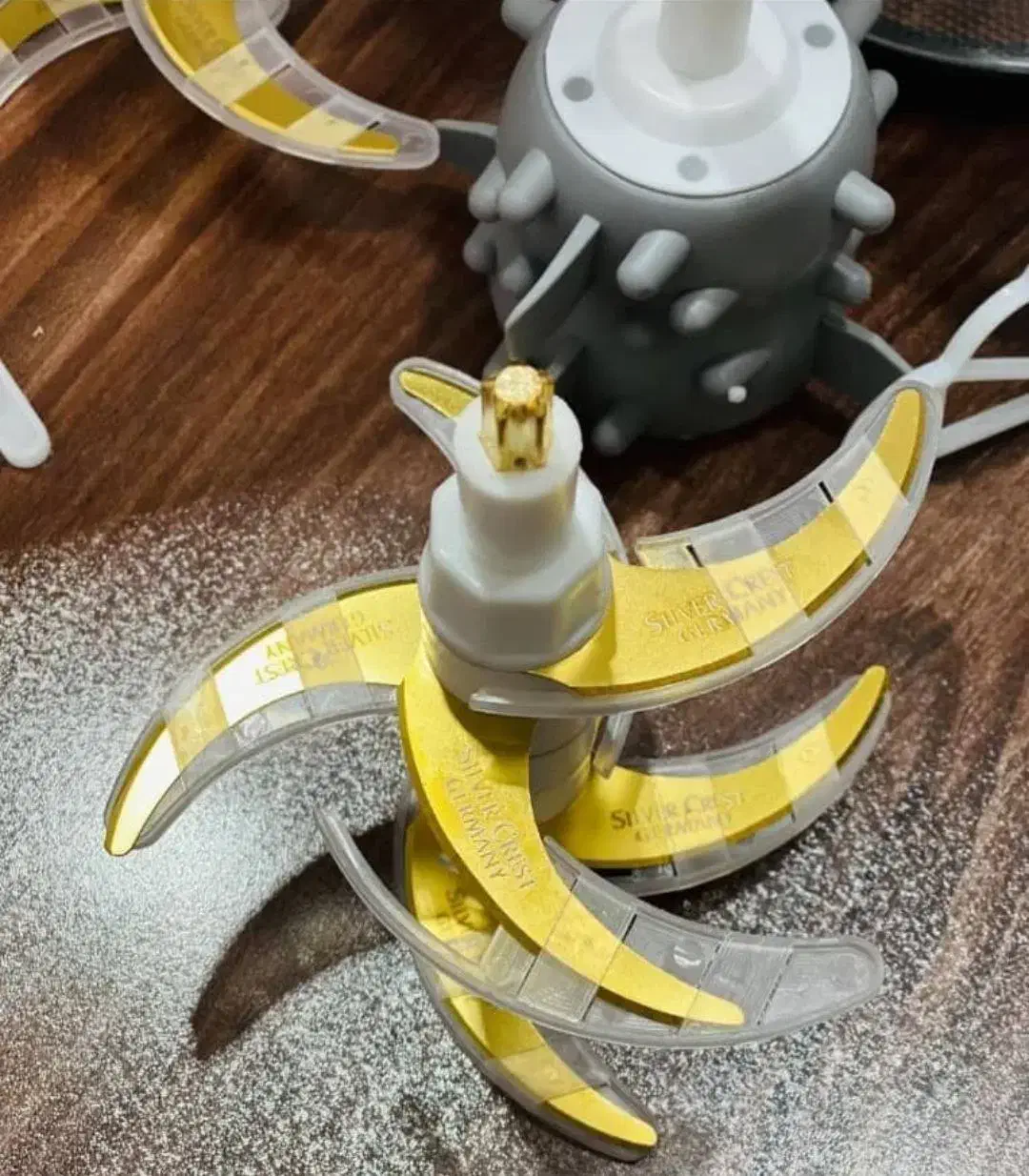 خرد کن غذاذساز اصلی|خردکن، آسیاب، غذاساز|رشت, بازار|دیوار