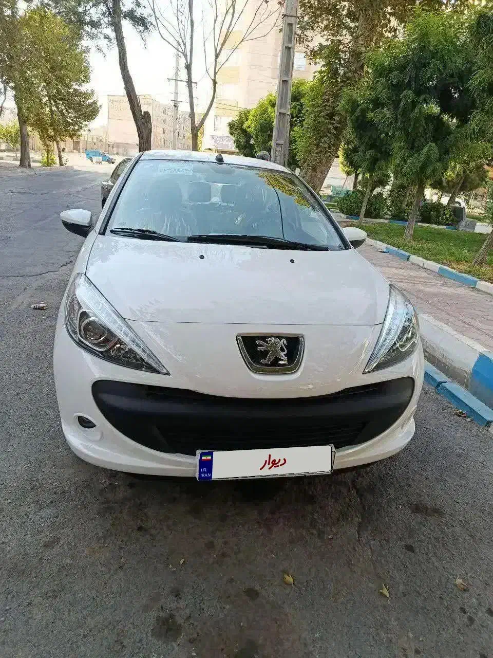 ۲۰۷i دنده tu5 سقف فلز رینگ فولادی صفر ۴۰۴|خودرو سواری و وانت|شهریار, شهریار|دیوار