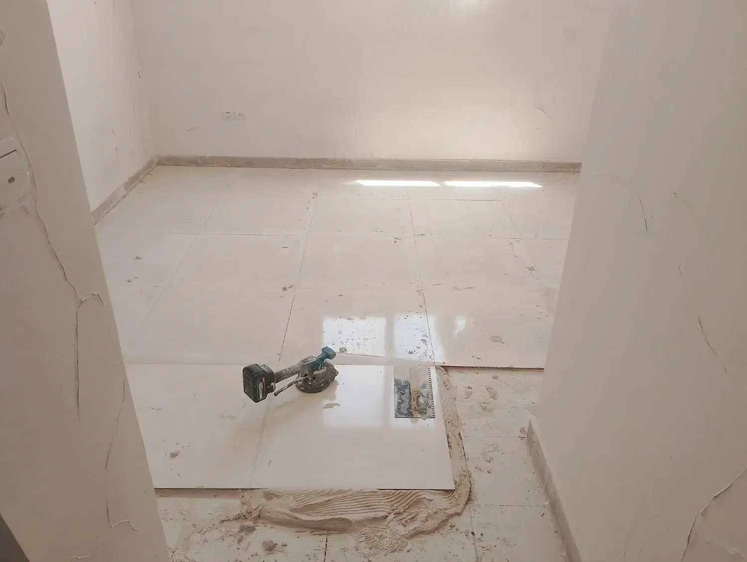 کاشیکار و سرامیک کار|خدمات پیشه و مهارت|اراک, |دیوار