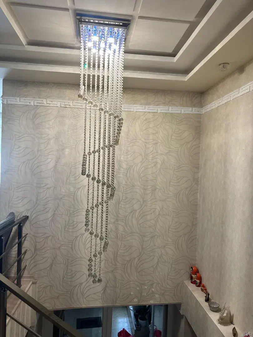 لوستر اعیانی در حد نو|لوستر و چراغ آویز|اردبیل, |دیوار