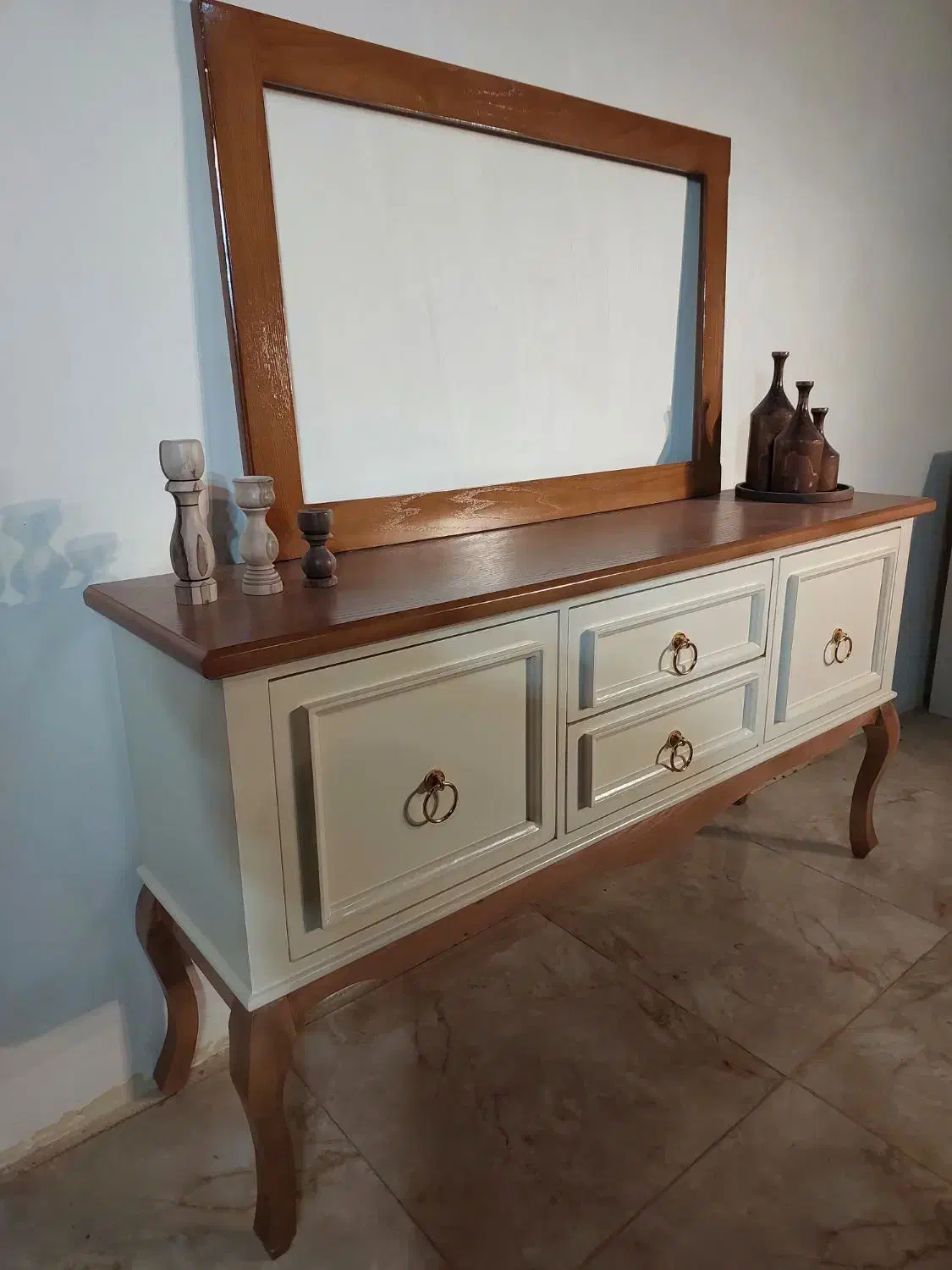 کنسول پایه بلند چوبی|بوفه، ویترین، کنسول|تهران, شهید رجایی|دیوار