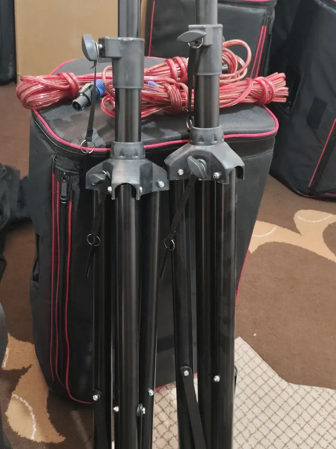 جفت باند زیکو15،اینچ کره ای900وات،پایه،کابل،کاور|سیستم صوتی خانگی|شیراز, چشمه سید صفری|دیوار