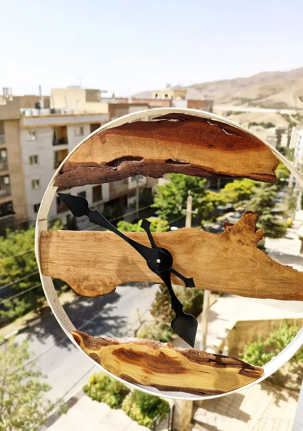دوربین شکاری - ساعت چوبی روستیک،تابلو معرق|کوهنوردی و کمپینگ|کرج, فاز ۳ گوهردشت|دیوار