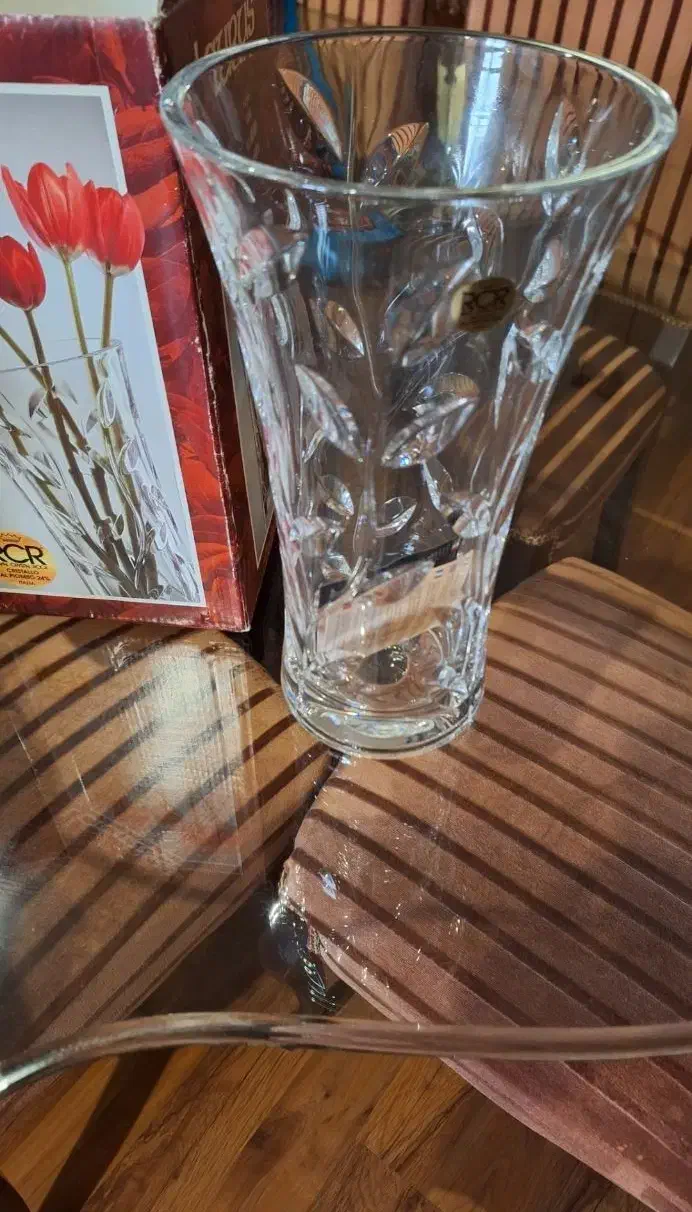 تعدادی ظروف نو و در حد نو سالم چینی و کریستال|ظروف سرو و پذیرایی|کرج, گلشهر|دیوار