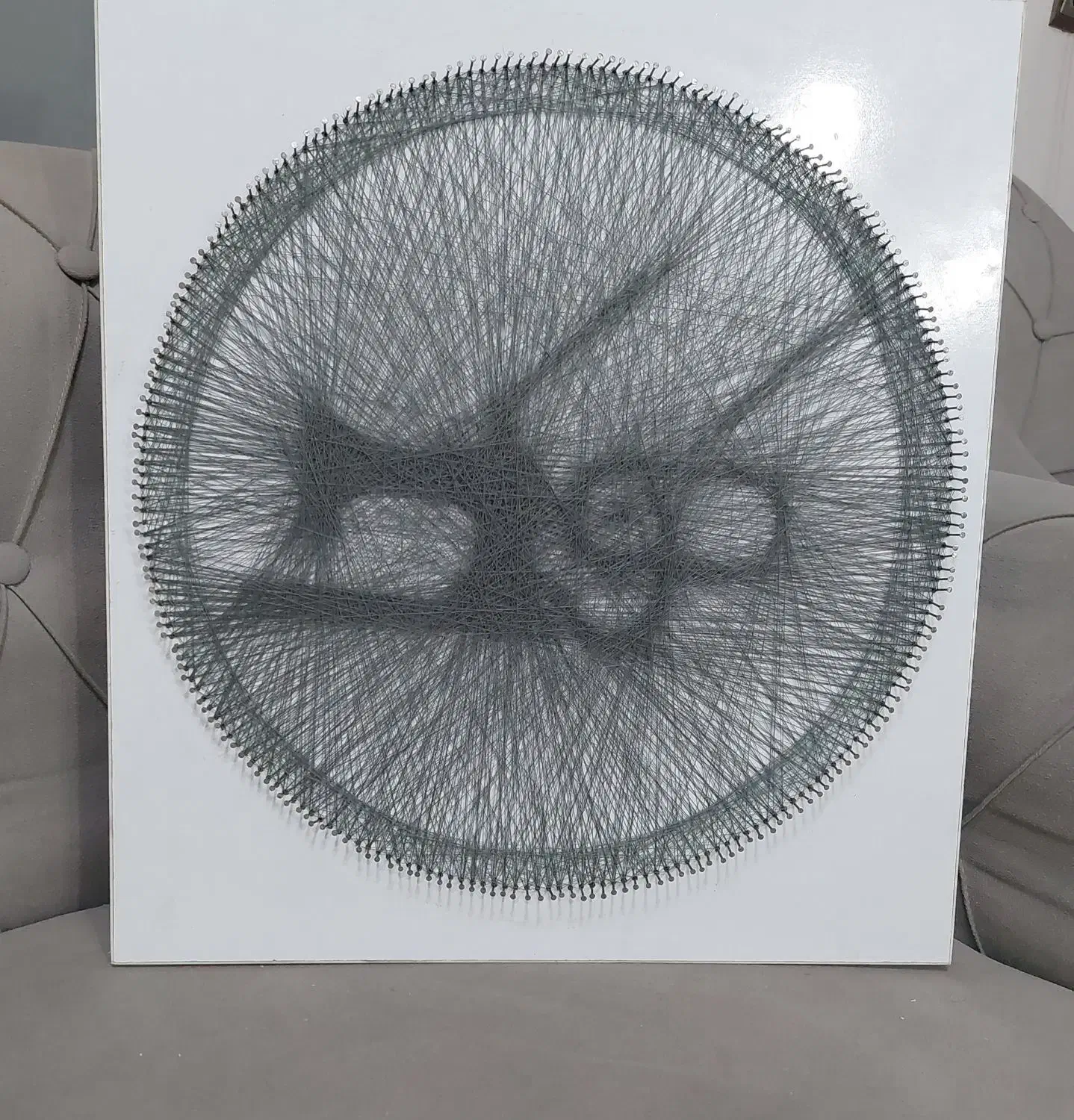 تابلو میخ و نخ(رنگی و سیاه و سفید)|تابلو، نقاشی، عکس|تهران, میدان ولیعصر|دیوار