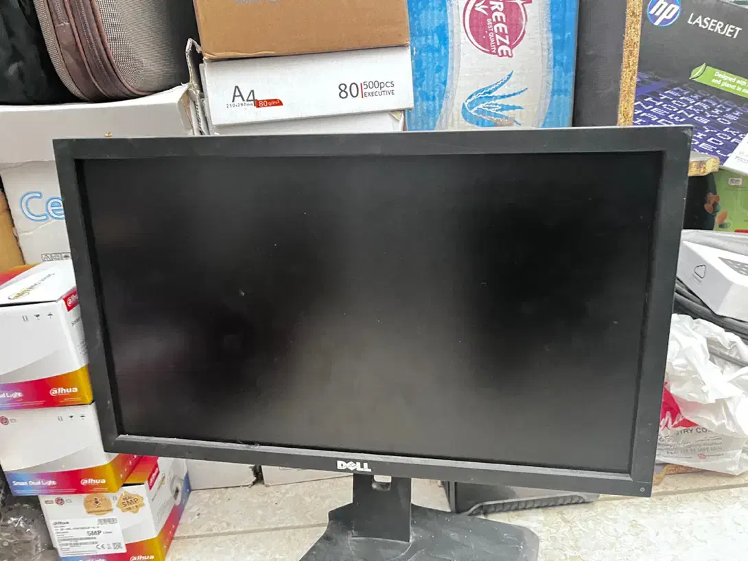 مانیتور DELL|قطعات و لوازم جانبی رایانه|مبارکه, |دیوار