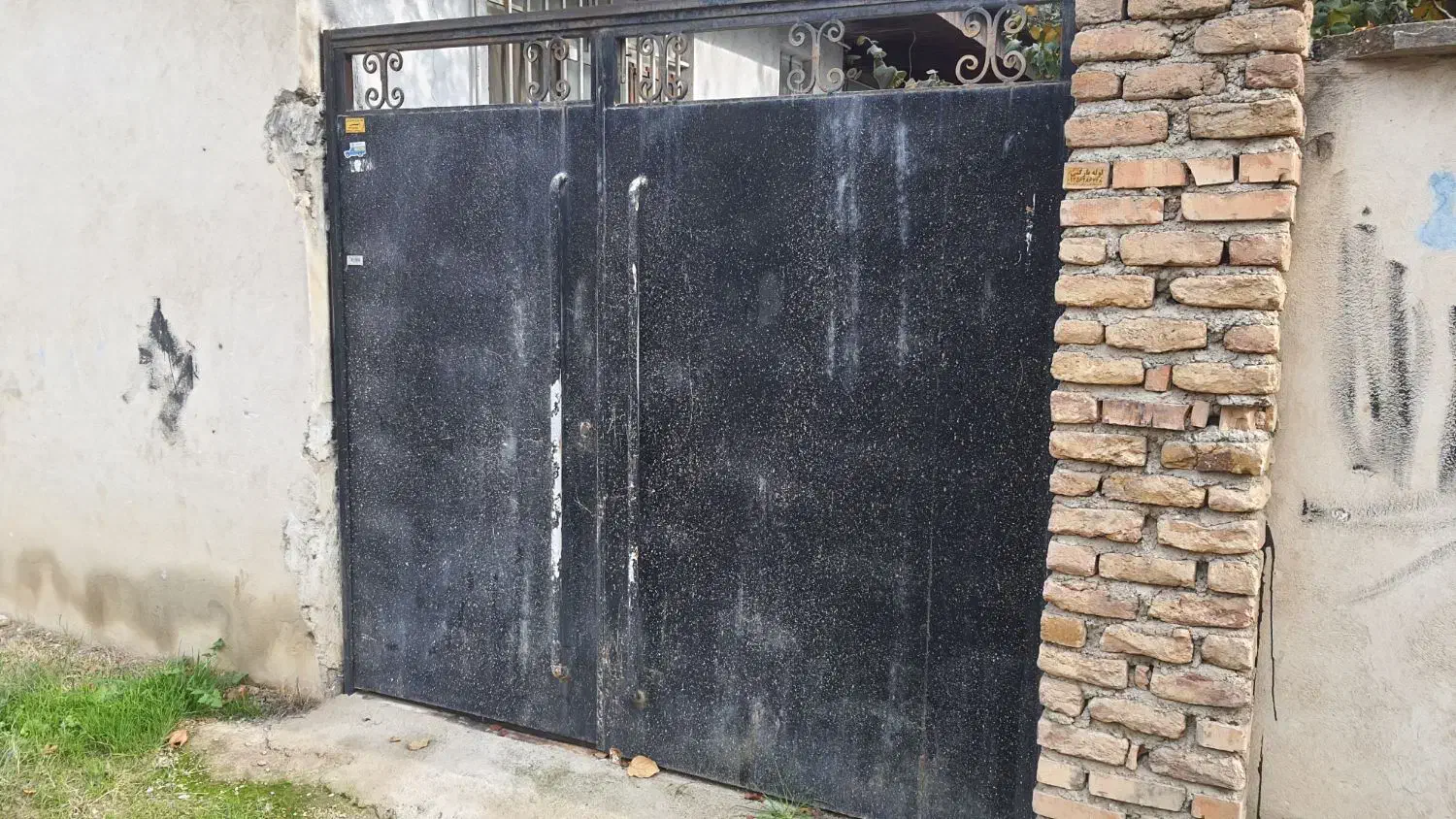 درب آهنی کارکرده|مصالح و تجهیزات ساختمان|گنبد کاووس, |دیوار