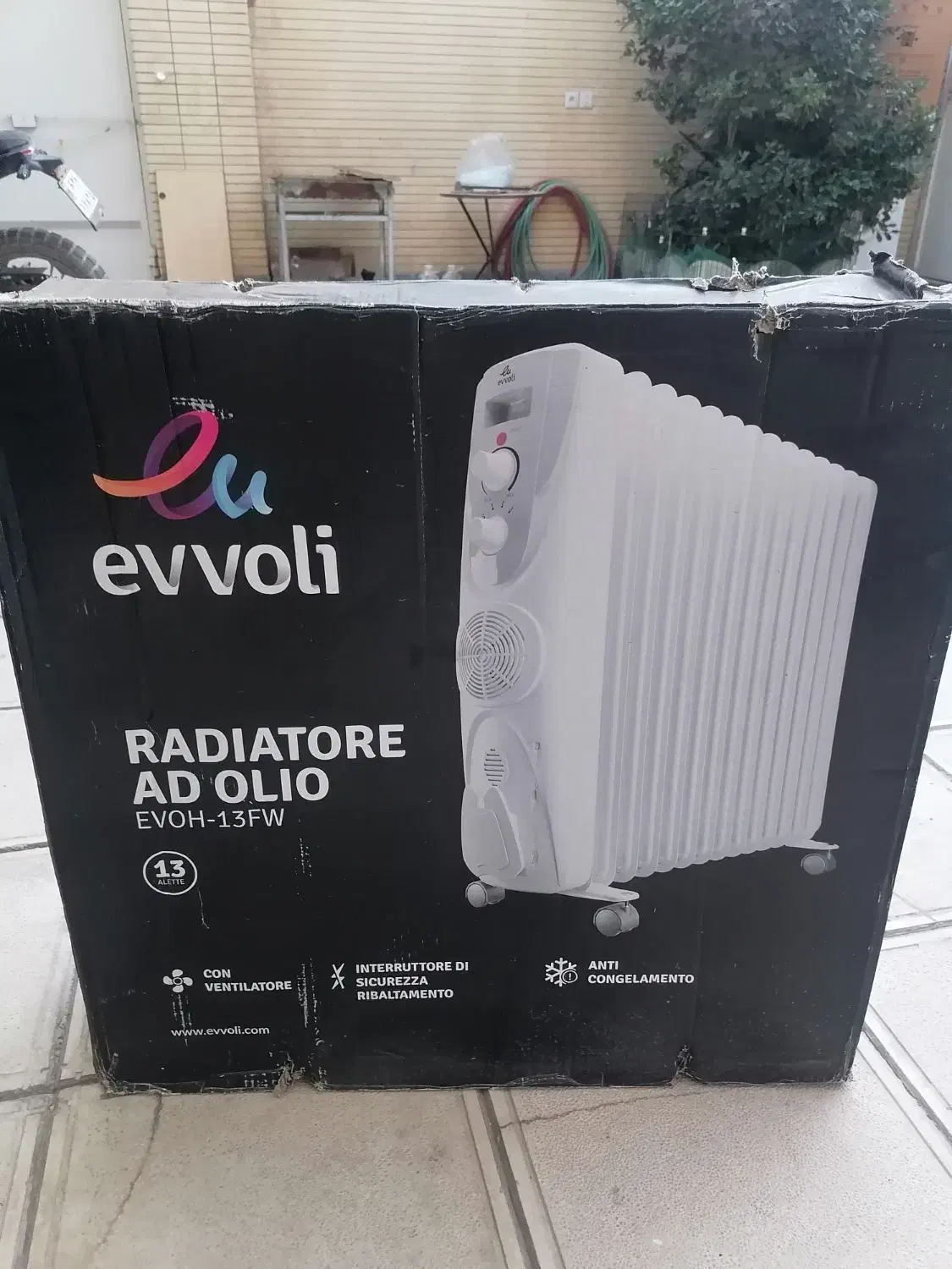 شوفاژ برقی روغنی مارک evvoli|آبگرمکن، پکیج، شوفاژ|اصفهان, بهارستان|دیوار