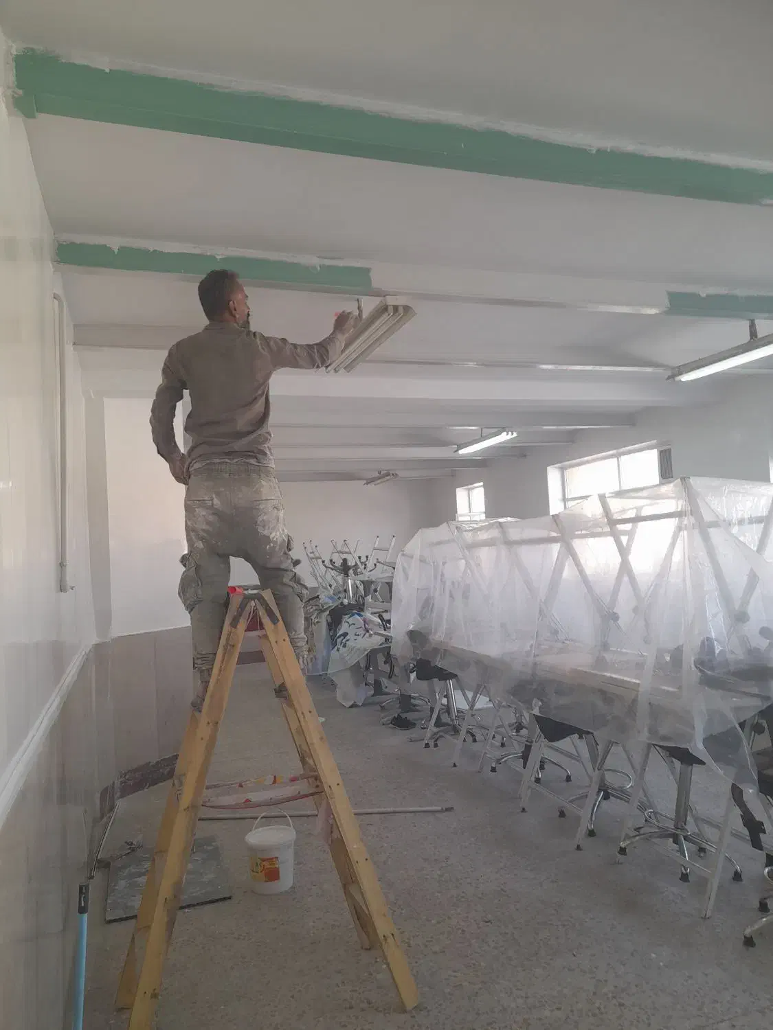 نقاشی ساختمان برادران بابایی|خدمات پیشه و مهارت|قدس, شهر‌قدس|دیوار