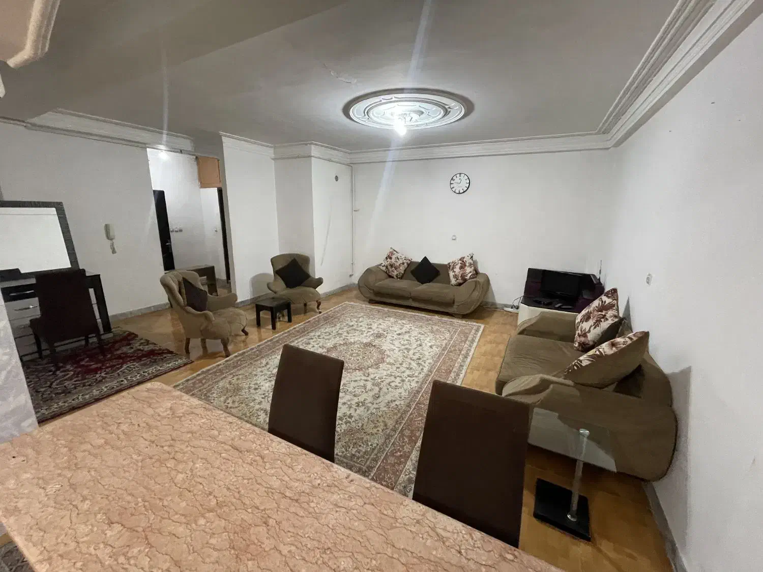 اجاره کوتاه مدت/روزانه|اجارهٔ کوتاه‌مدت آپارتمان و سوئیت|رشت, هلال احمر|دیوار