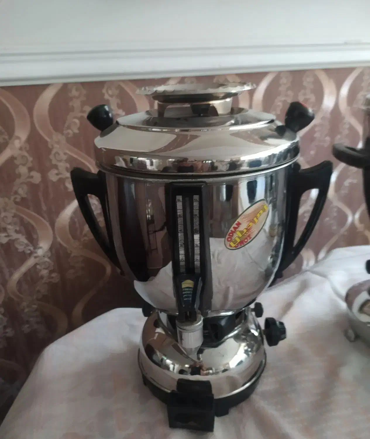 سماور گازی در حد نو و برقی|سماور، چایساز، قهوهساز|قزوین, |دیوار