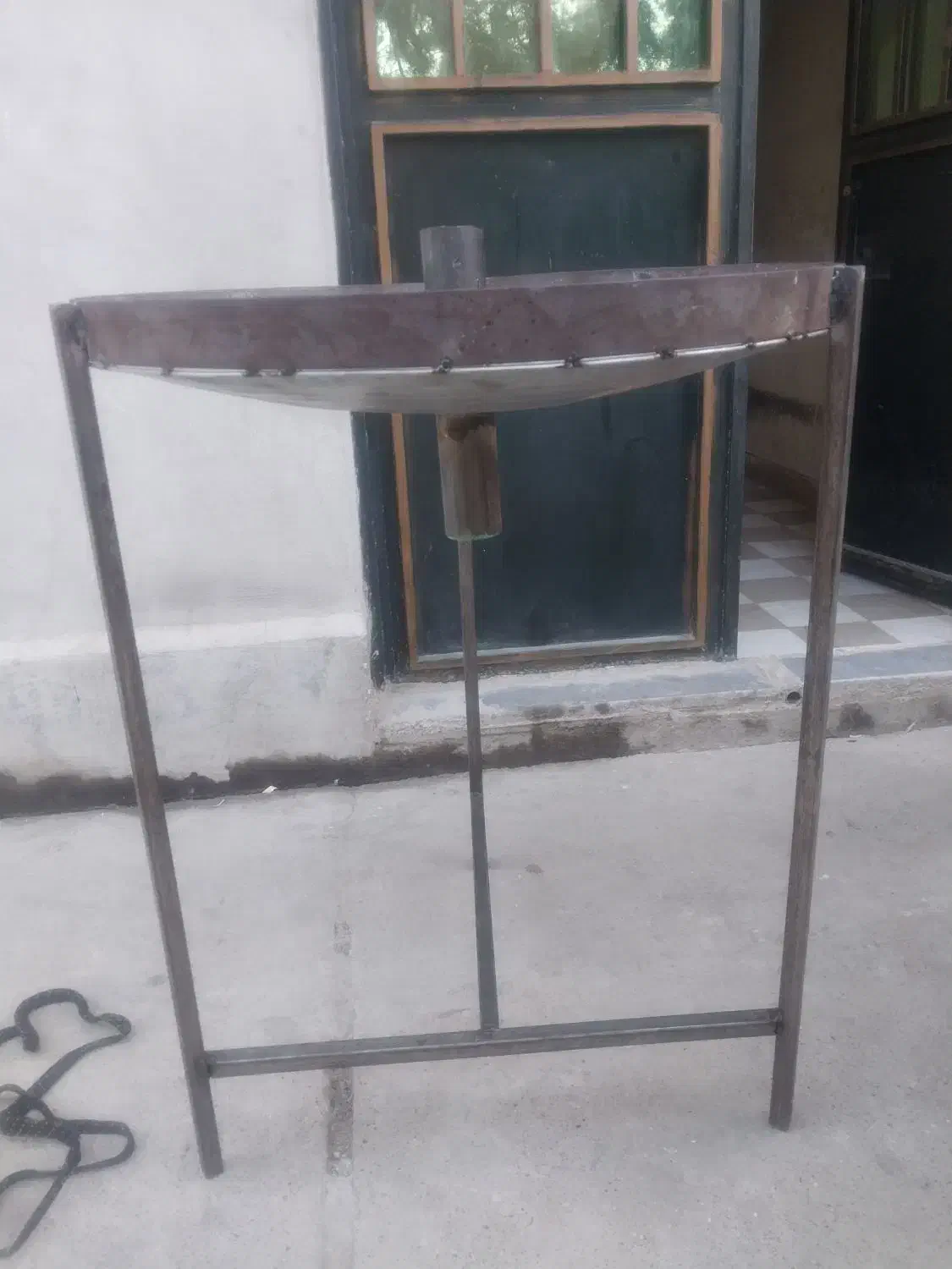 منقل گرد فن خور خیلی جالب|اجاق گاز و لوازم برقی پختوپز|شیراز, شهرک صدا و سیما|دیوار