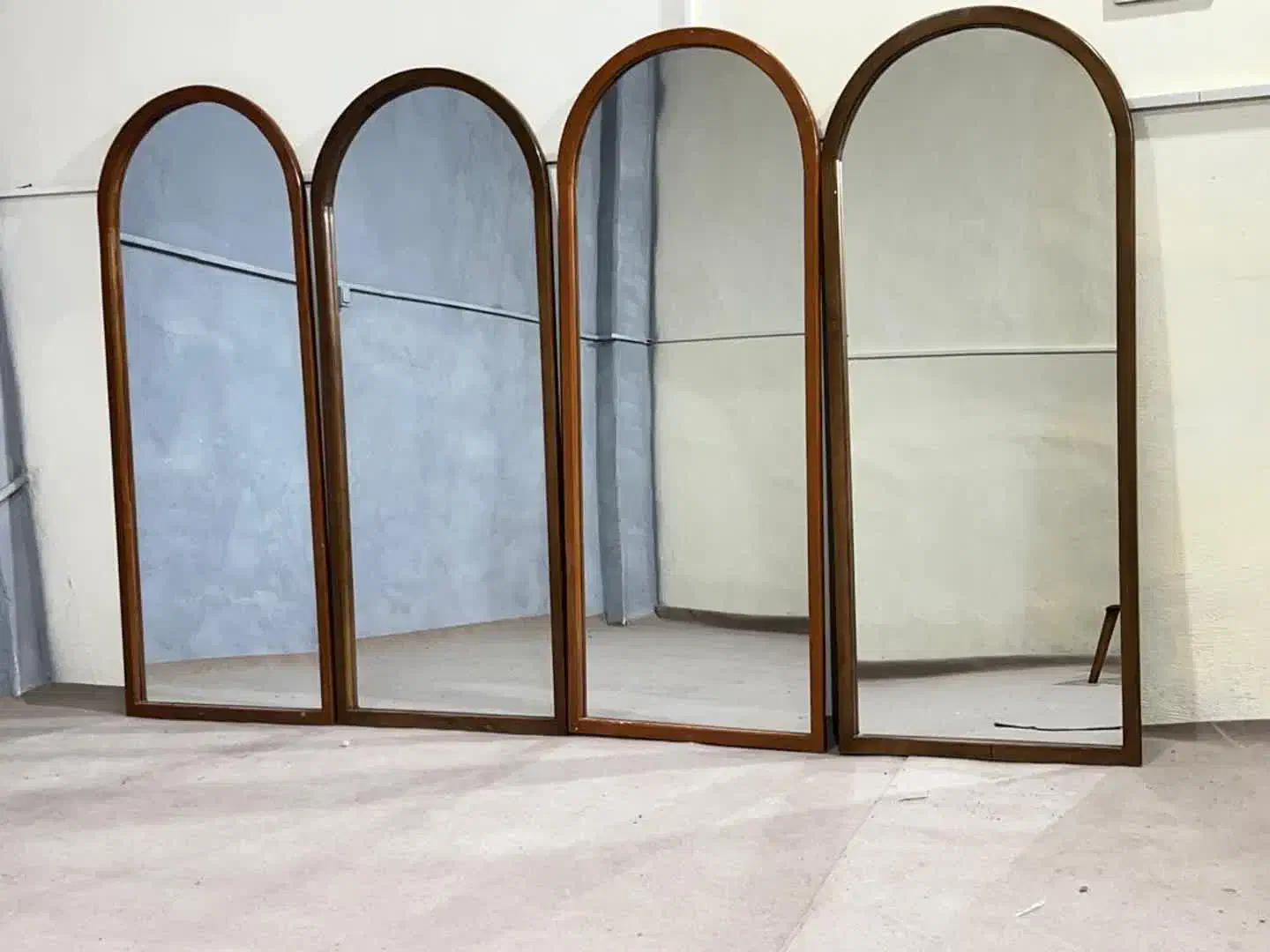 آینه قدی دور چوبی،ایینه قدی تمام چوب روس|آینه|خمینی‌شهر, |دیوار