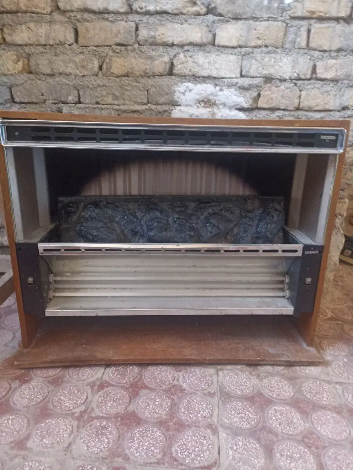 المنت برقی|بخاری، هیتر، شومینه|بومهن, |دیوار