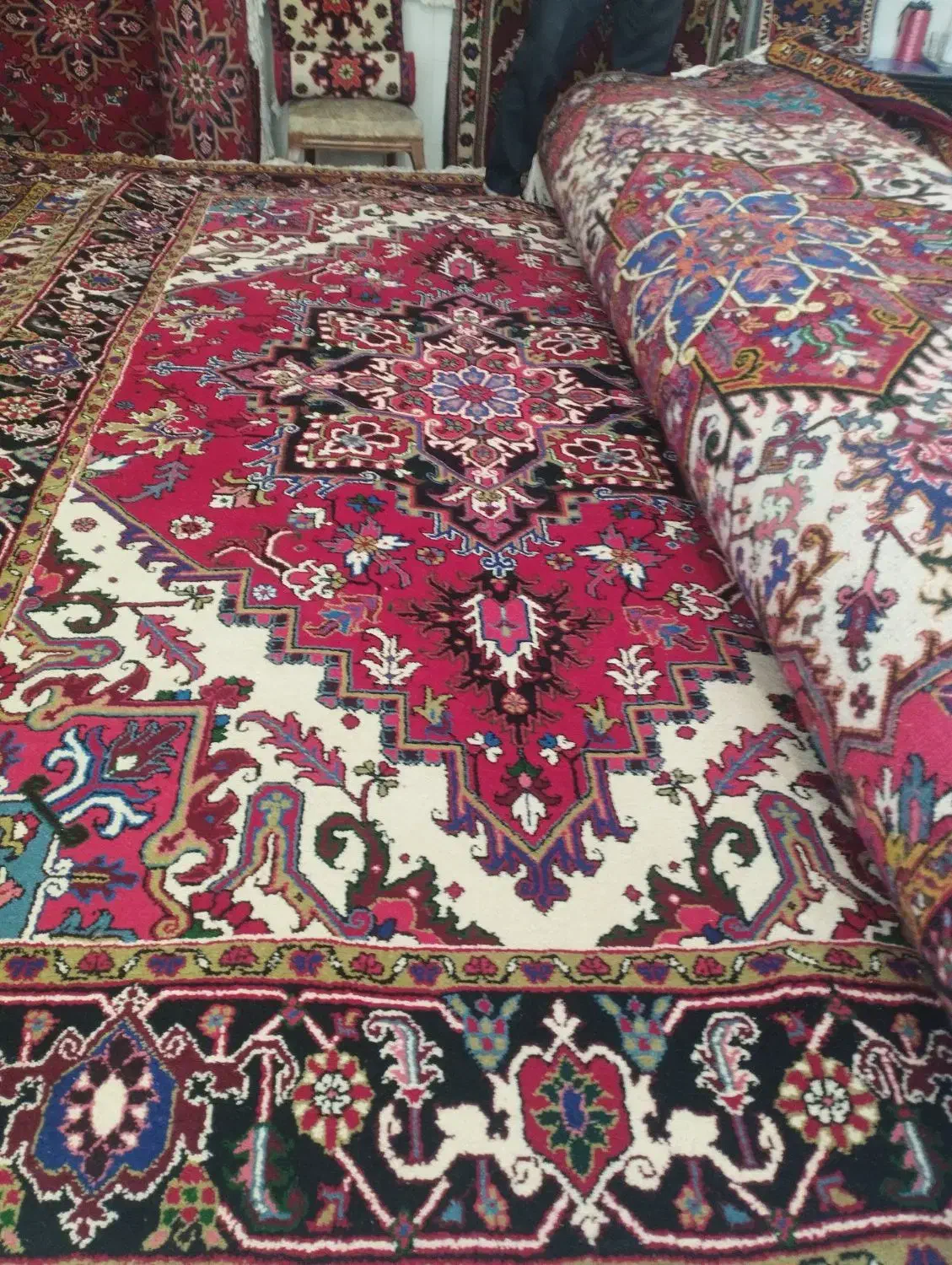 فرش دست بافت هریس|فرش|هریس, |دیوار