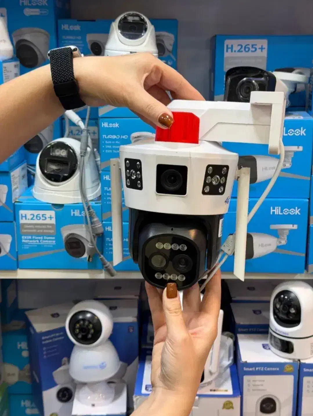 دوربین بیسیم چرخش ۳۶۰ درجه کنترل از راه دور|دوربین مداربسته|بندرعباس, |دیوار