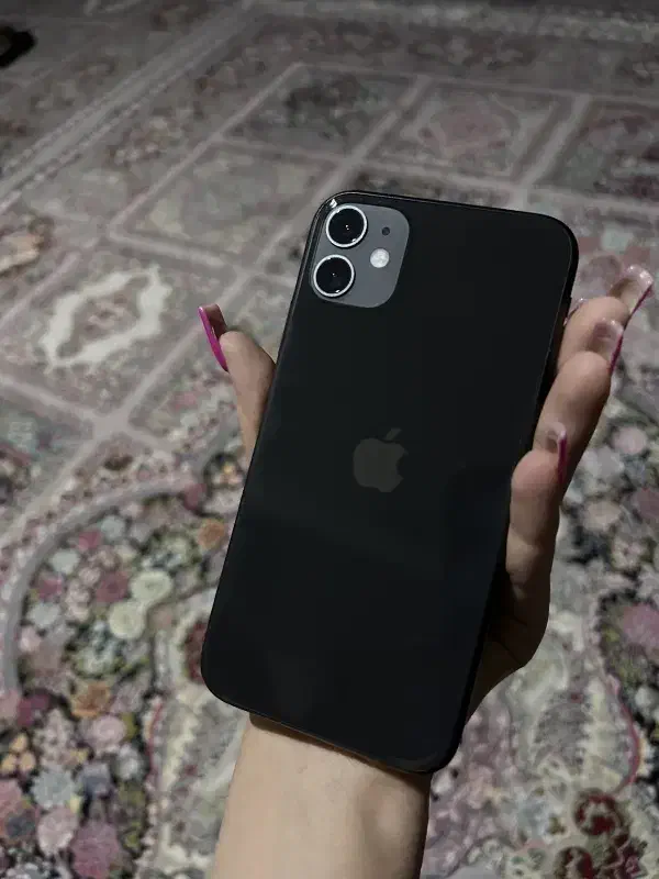اپل iPhone 11 با حافظهٔ ۱۲۸ گیگابایت|موبایل|قم, سالاریه|دیوار
