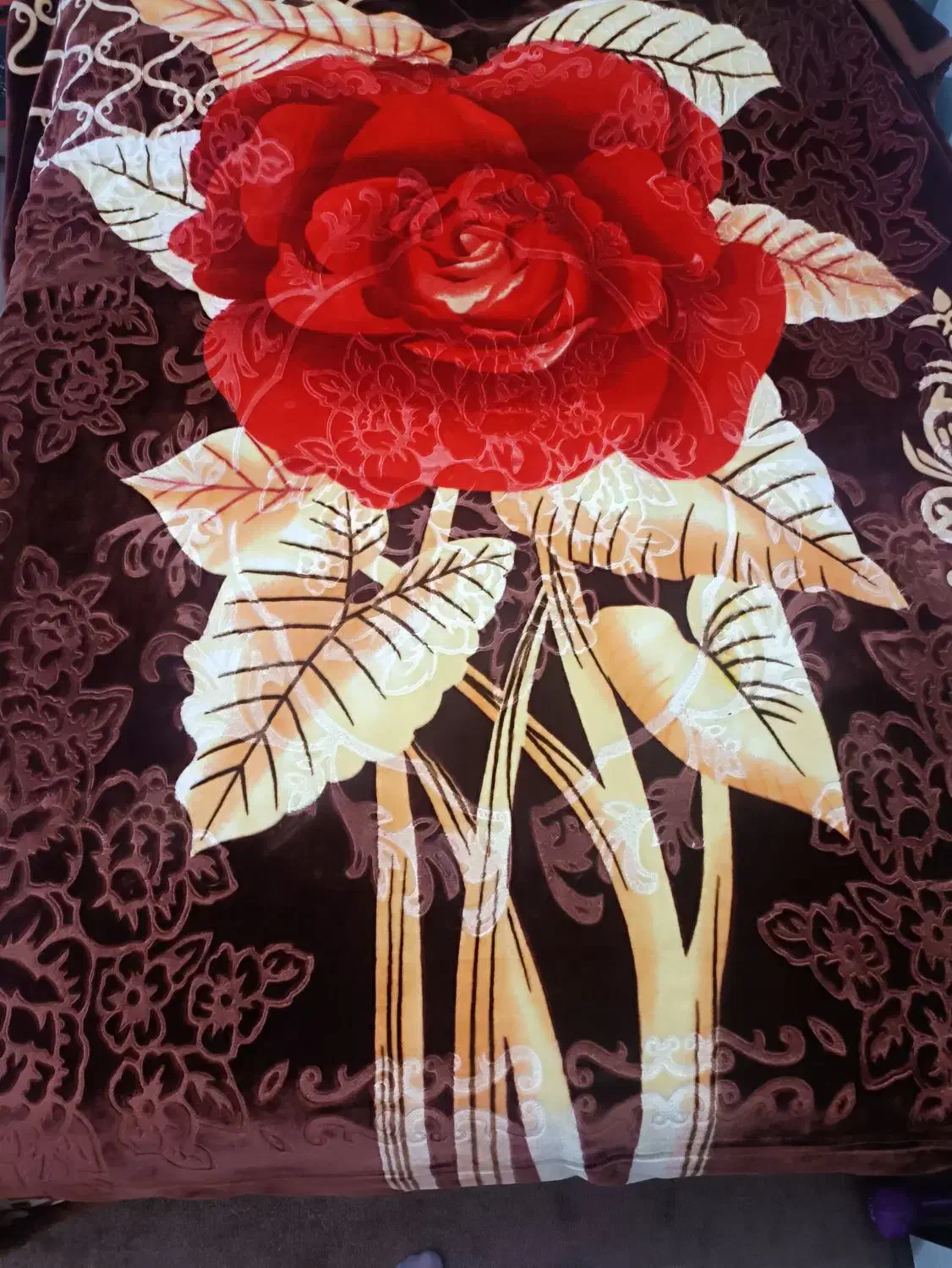 دو عدد پتو ابریشمی ضخیم دولایه|رختخواب، بالش، پتو|هشتگرد, مدرس|دیوار