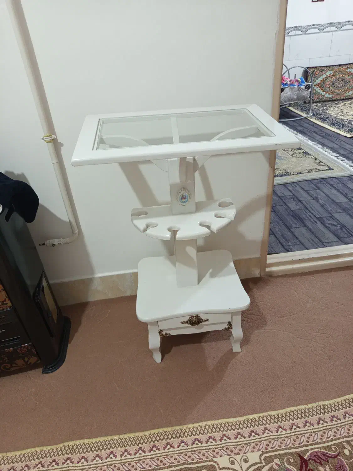 میز تلفن سالم|میز تلفن|اقبالیه, |دیوار